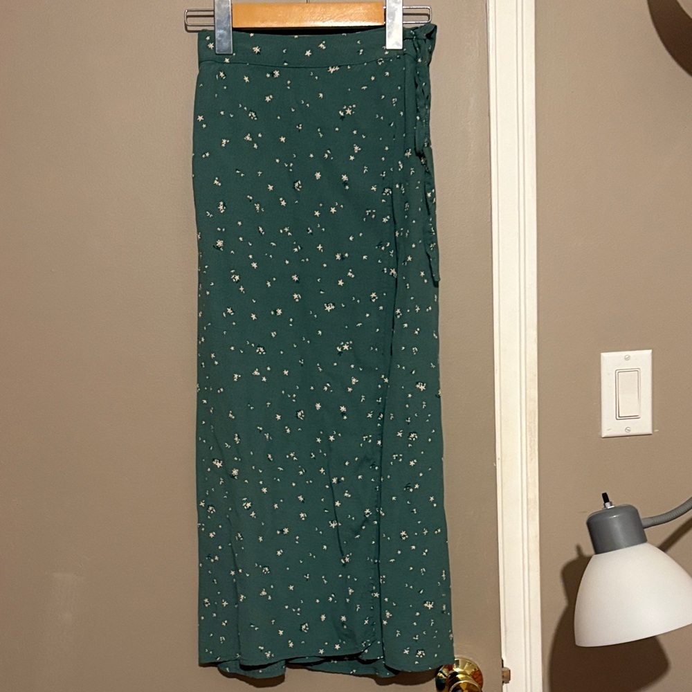 Floral Green Wrap Skirt XS